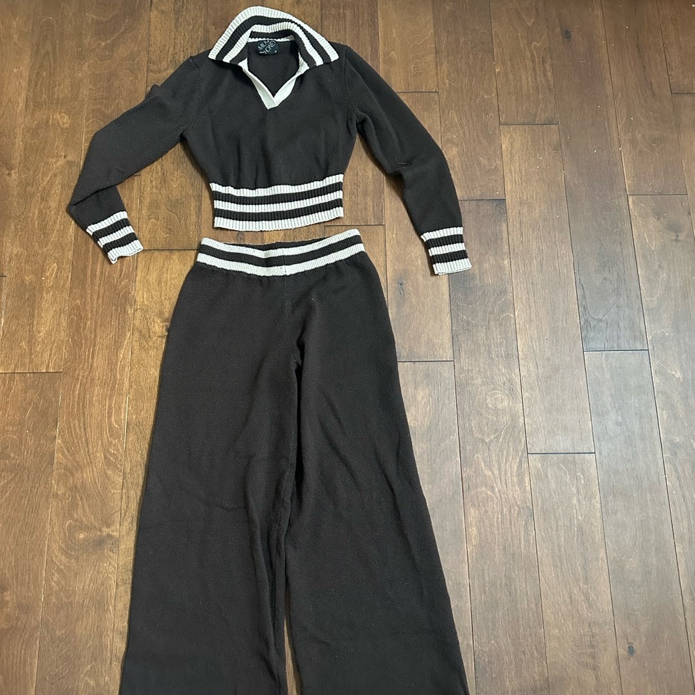 Elegant Black and White Women's Wide Leg set